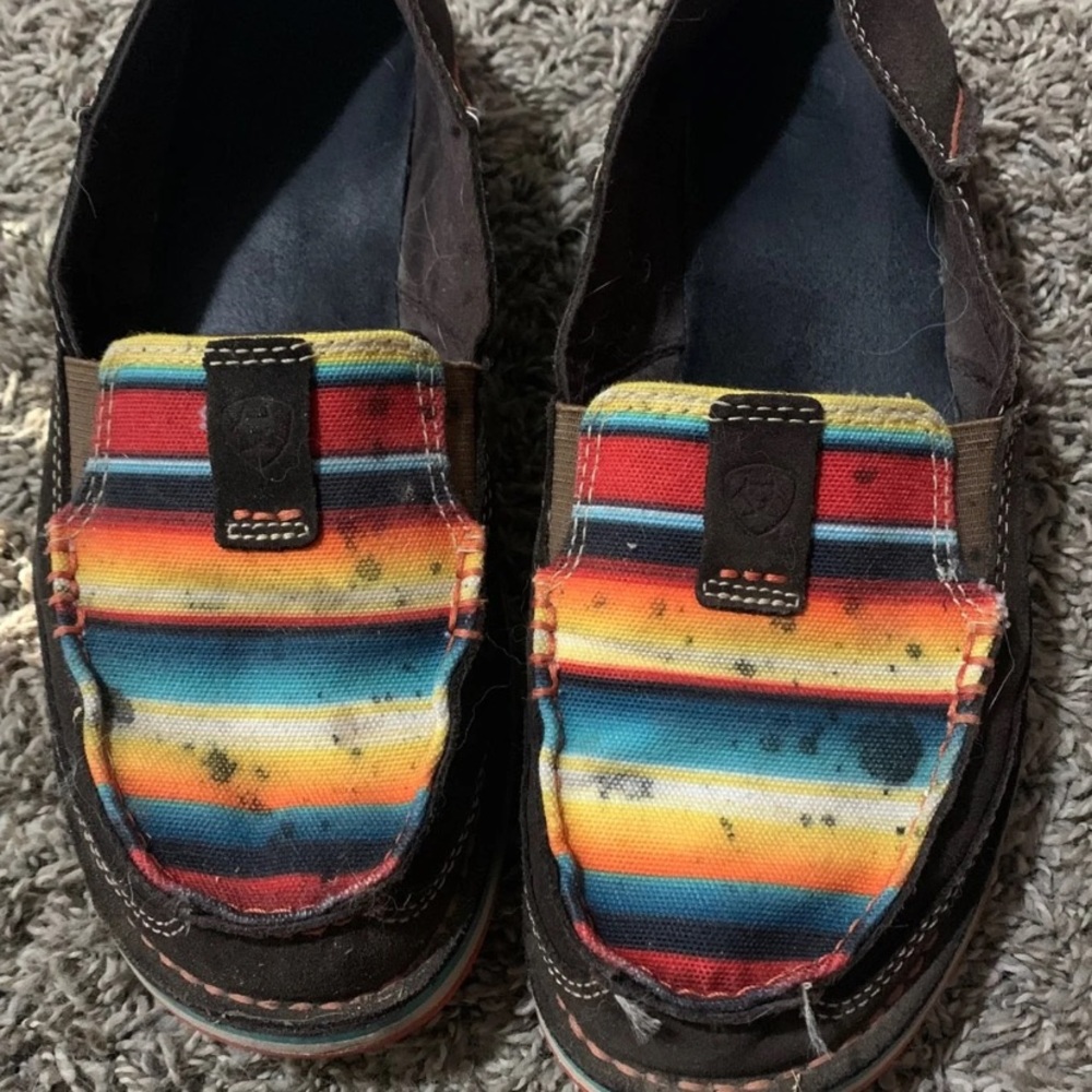 Ariat shoe
